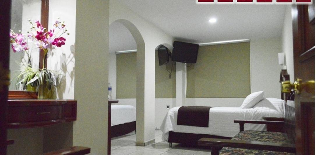 Sahuayo Hotel Latino מראה חיצוני תמונה